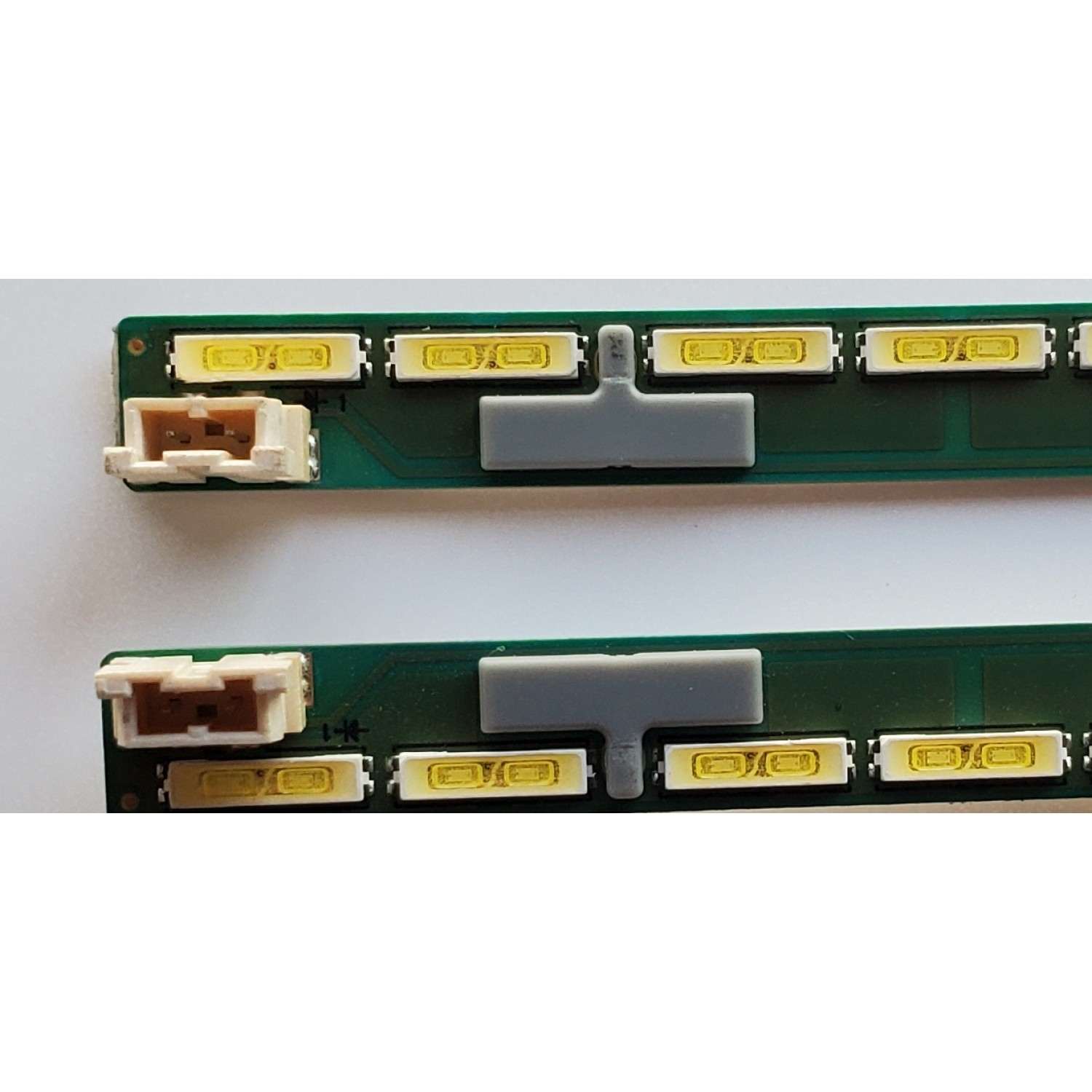 KIT DE LED'S PARA TV LG ((2 PIEZAS)) NUMERO DE PARTE  V15 ART3 FHD REV 1.2 / PANEL LD550EUE(FH)(B1) / MODELOS 55LX341C / 55LX343C / 55SM5B-BD  - Imagen 3